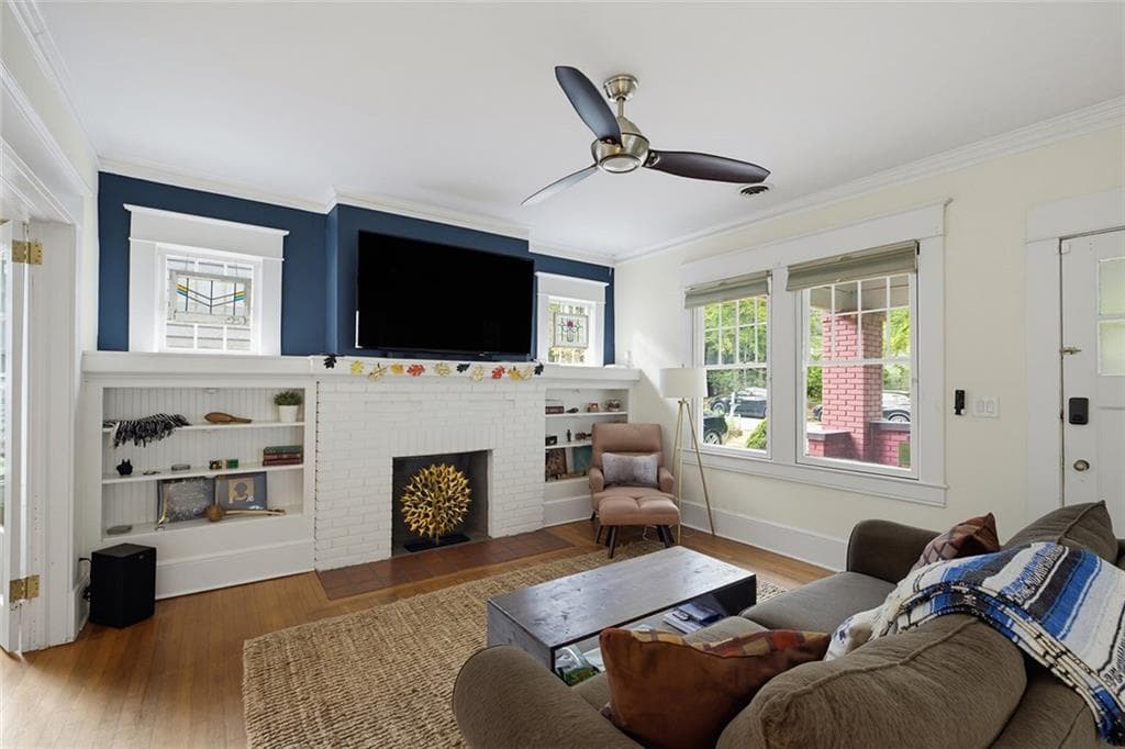 3 bedroom, 2 bathroom, 1,629 sq ft single family residence for sale at 662 Pearce Street, Atlanta, GA 30310 — photo 8