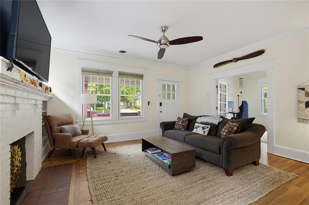 3 bedroom, 2 bathroom, 1,629 sq ft single family residence for sale at 662 Pearce Street, Atlanta, GA 30310 — photo 9