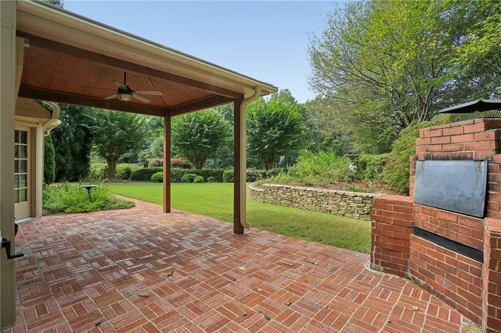 4 bedroom, 3 bathroom, 2,726 sq ft single family residence for sale at 4357 Karls Gate Drive, Marietta, GA 30068 — photo 5
