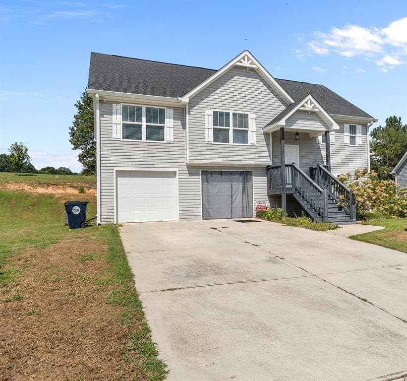 4 bedroom, 3 bathroom, 2,000 sq ft single family residence for sale at 154 Grizzly Trail, Carrollton, GA 30117 — photo 3