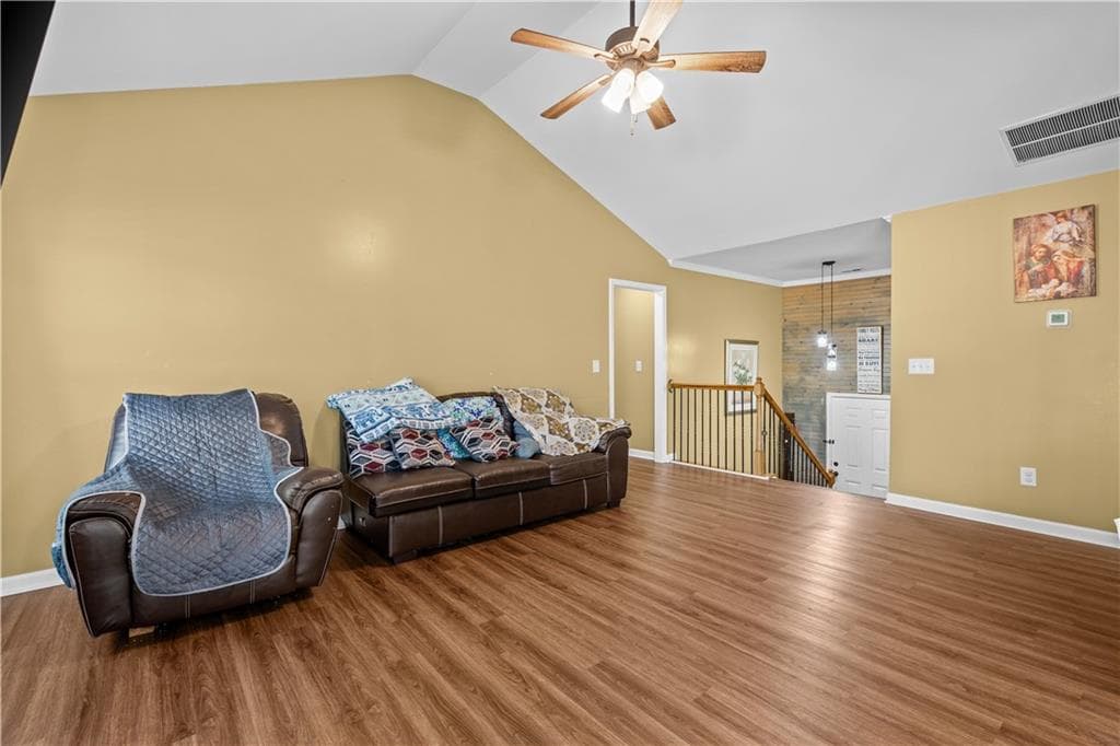 4 bedroom, 3 bathroom, 2,000 sq ft single family residence for sale at 154 Grizzly Trail, Carrollton, GA 30117 — photo 8