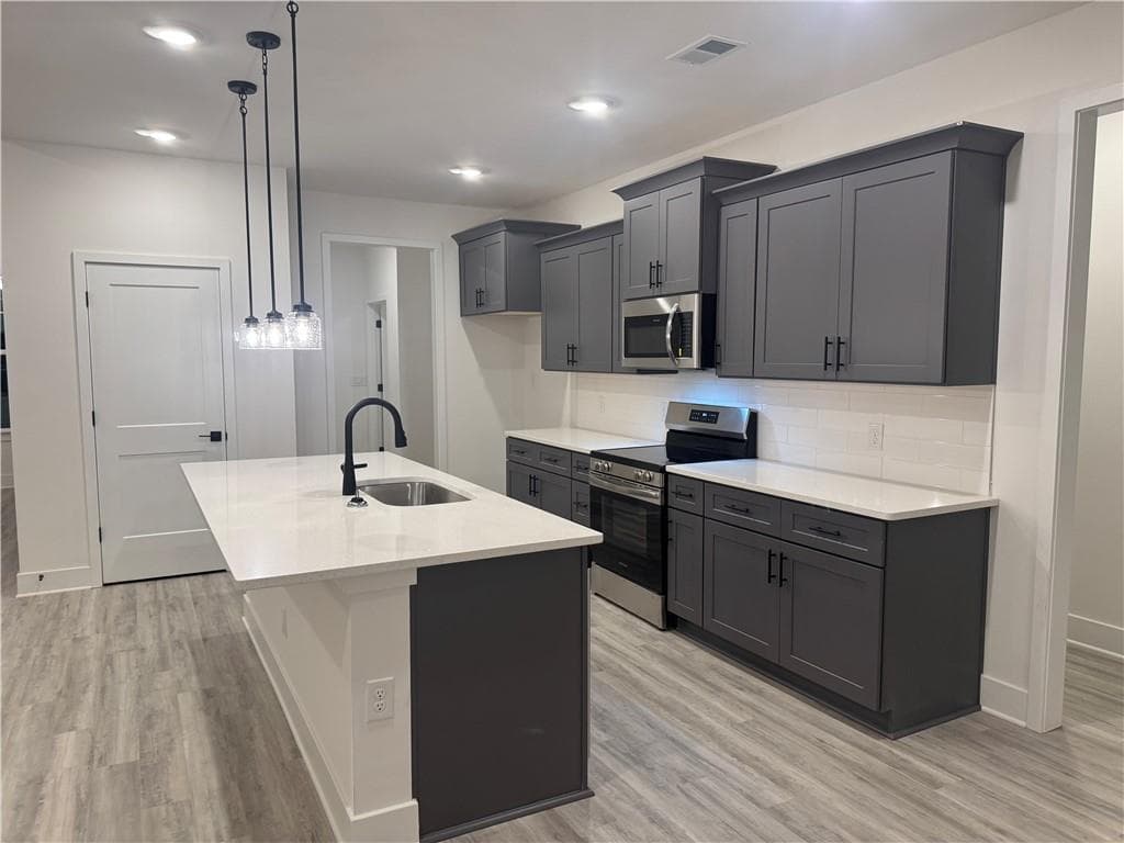 4 bedroom, 3 bathroom, 2,620 sq ft single family residence for sale at 259 Blackberry Court, Pendergrass, GA 30567 — photo 10