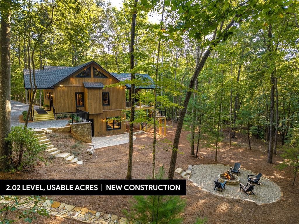 3 bedroom, 2 bathroom, 1,904 sq ft single family residence for sale at 288 Hoot Owl Hill, Morganton, GA 30560
