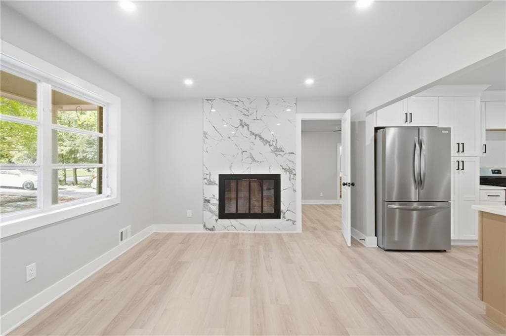 4 bedroom, 3 bathroom, 1,800 sq ft single family residence for sale at 1972 Dobbins Drive, Kennesaw, GA 30144 — photo 6