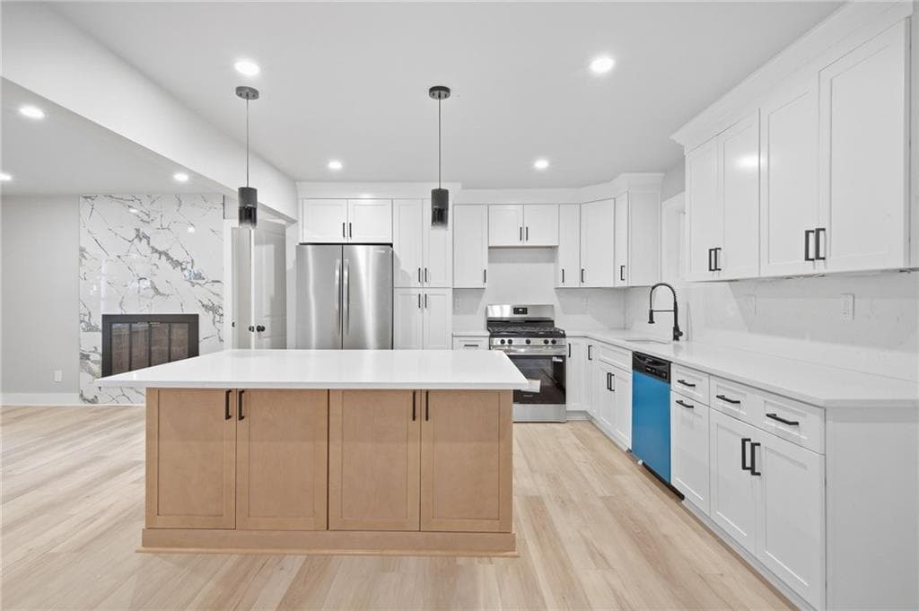 4 bedroom, 3 bathroom, 1,800 sq ft single family residence for sale at 1972 Dobbins Drive, Kennesaw, GA 30144 — photo 10