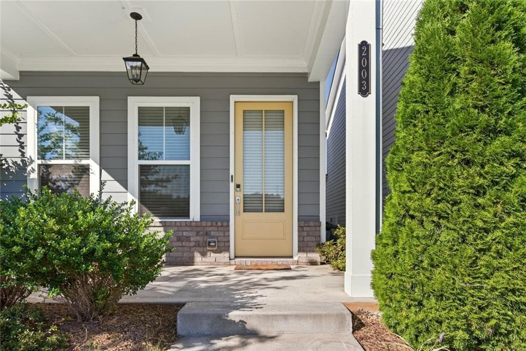 3 bedroom, 3 bathroom, 1,496 sq ft single family residence for rent at 2003 Springfield Road, Atlanta, GA 30318 for $3,000 a month — photo 2