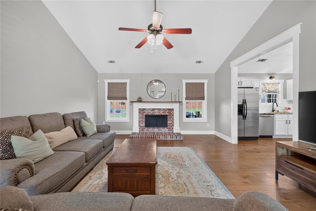 4 bedroom, 3 bathroom, 2,262 sq ft single family residence under contract at 962 Compass Drive, Bethlehem, GA 30620 — photo 8