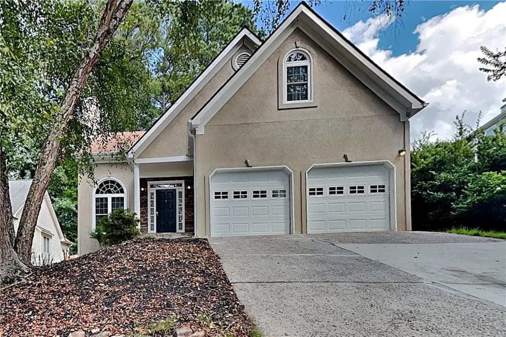 4 bedroom, 3 bathroom, 1,912 sq ft single family residence for rent at 145 Riversong Drive, Roswell, GA 30022 for $2,800 a month — photo 1 of 21