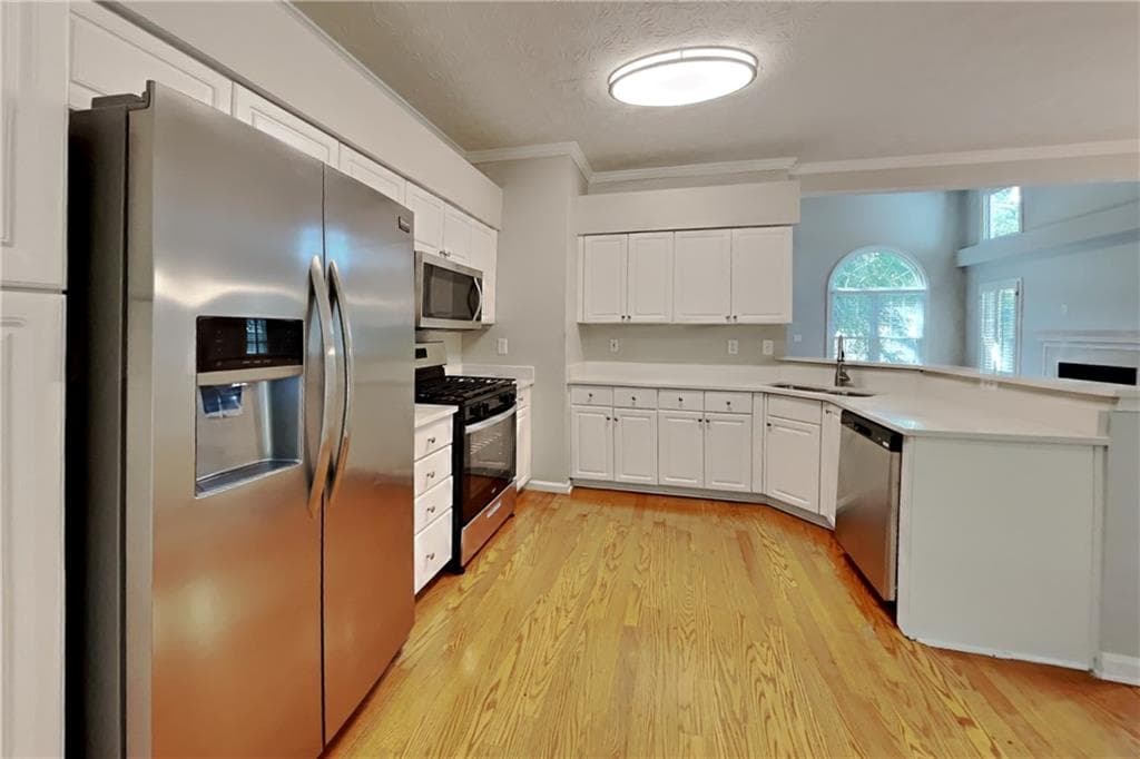4 bedroom, 3 bathroom, 1,912 sq ft single family residence for rent at 145 Riversong Drive, Roswell, GA 30022 for $2,800 a month — photo 8