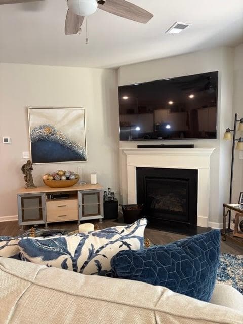 4 bedroom, 3 bathroom, 2,412 sq ft single family residence for sale at 79 Wyevale Court, Braselton, GA 30517 — photo 3