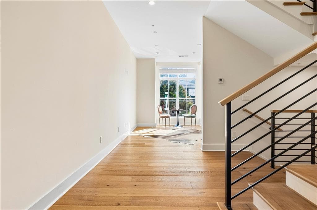 3 bedroom, 4 bathroom, 1,981 sq ft townhouse for sale at 75 Boulevard 9, Atlanta, GA 30312 — photo 9