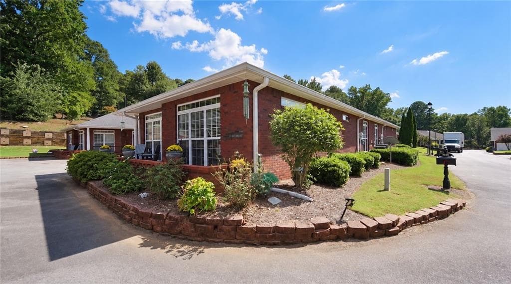 2 bedroom, 2 bathroom, 1,154 sq ft condominium for sale at 4232 Pondview Way, Oakwood, GA 30566 — photo 3
