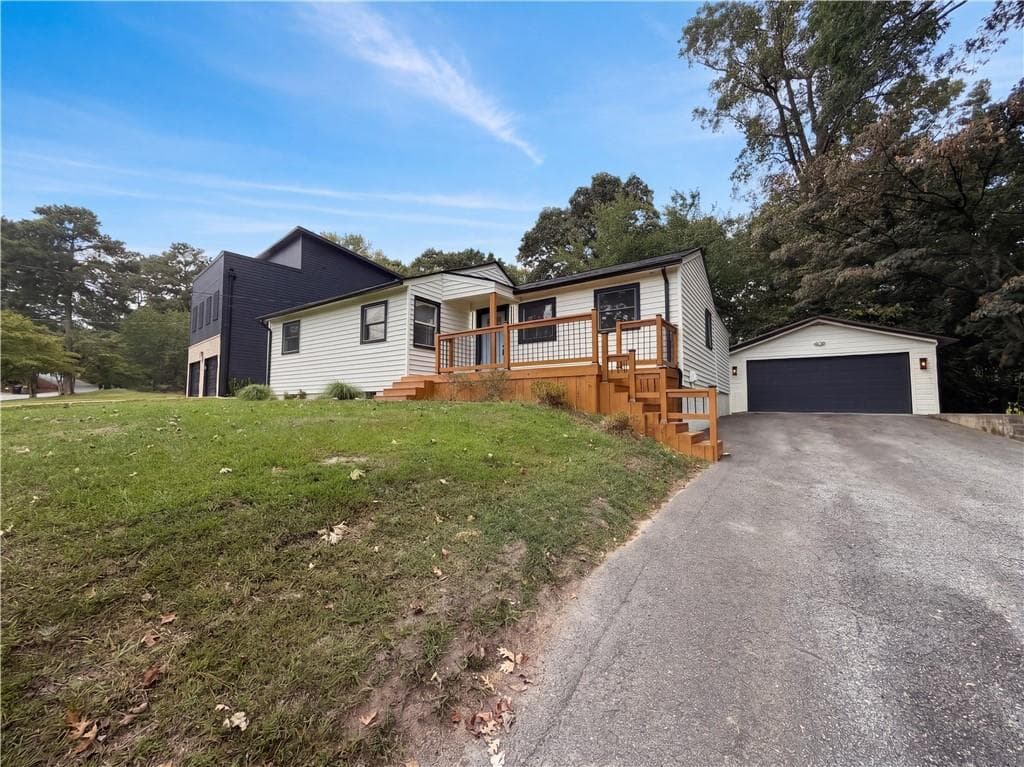 3 bedroom, 2 bathroom, 1,116 sq ft single family residence for sale at 2225 Misty Lane, Smyrna, GA 30080