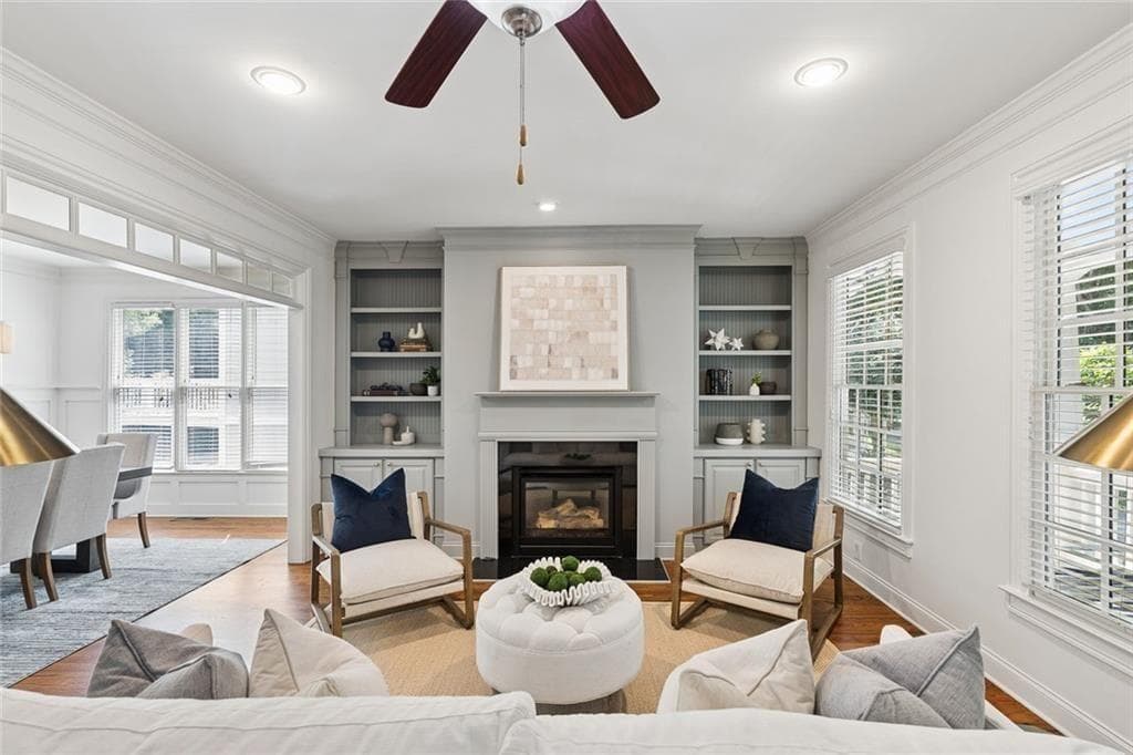 4 bedroom, 3 bathroom, 2,514 sq ft single family residence for sale at 1634 Gilstrap Lane, Atlanta, GA 30318 — photo 5