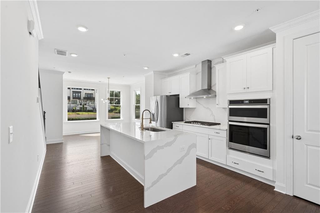 3 bedroom, 4 bathroom, 1,896 sq ft townhouse for sale at 6548 Beacon Drive, Sandy Springs, GA 30328 — photo 6