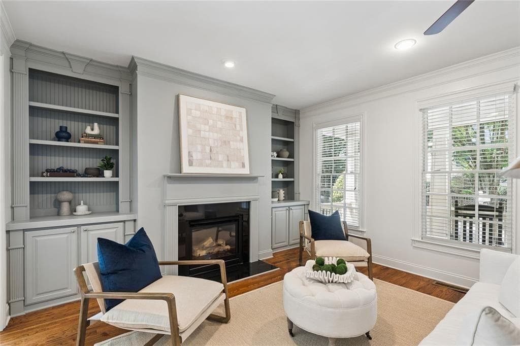 4 bedroom, 3 bathroom, 2,514 sq ft single family residence for sale at 1634 Gilstrap Lane, Atlanta, GA 30318 — photo 7