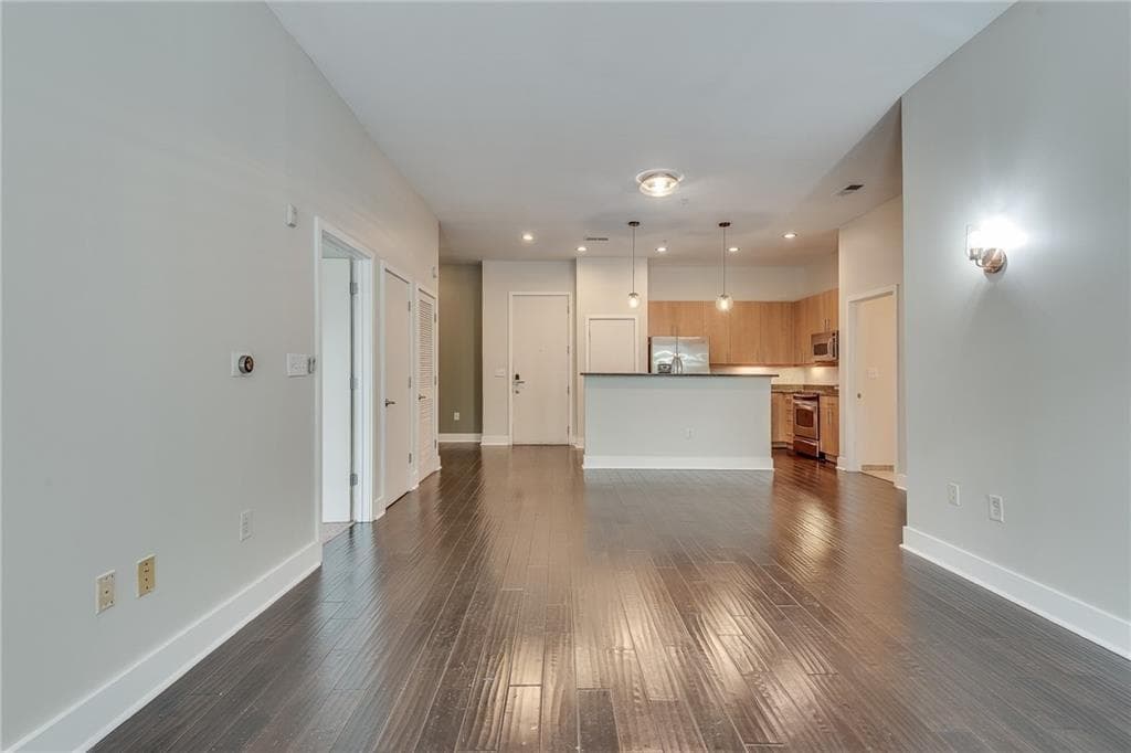 2 bedroom, 2 bathroom, 1,196 sq ft condominium for sale at 425 Chapel Street Street 2107, Atlanta, GA 30313 — photo 8