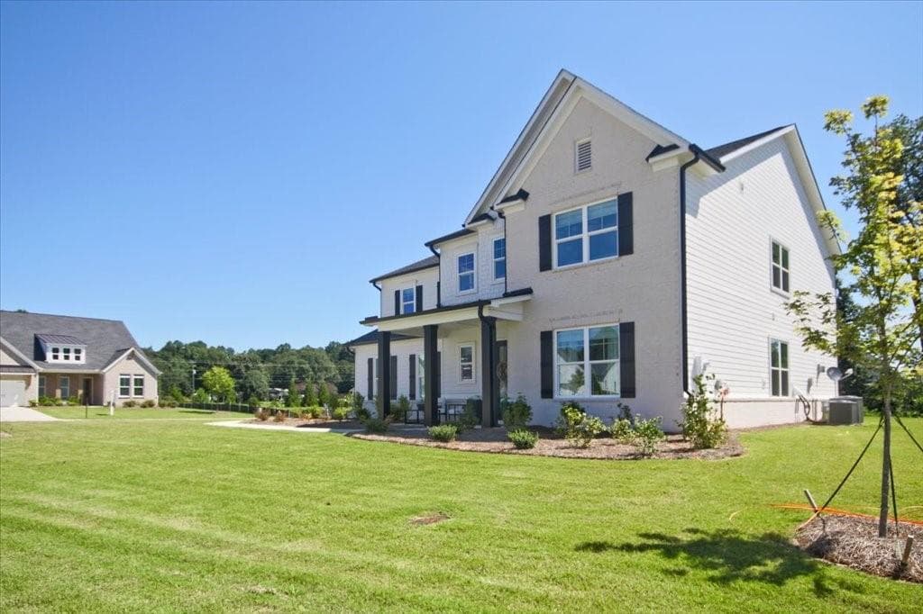 5 bedroom, 4 bathroom, 3,392 sq ft single family residence for sale at 6410 Wallace Farms Drive, Cumming, GA 30028 — photo 3