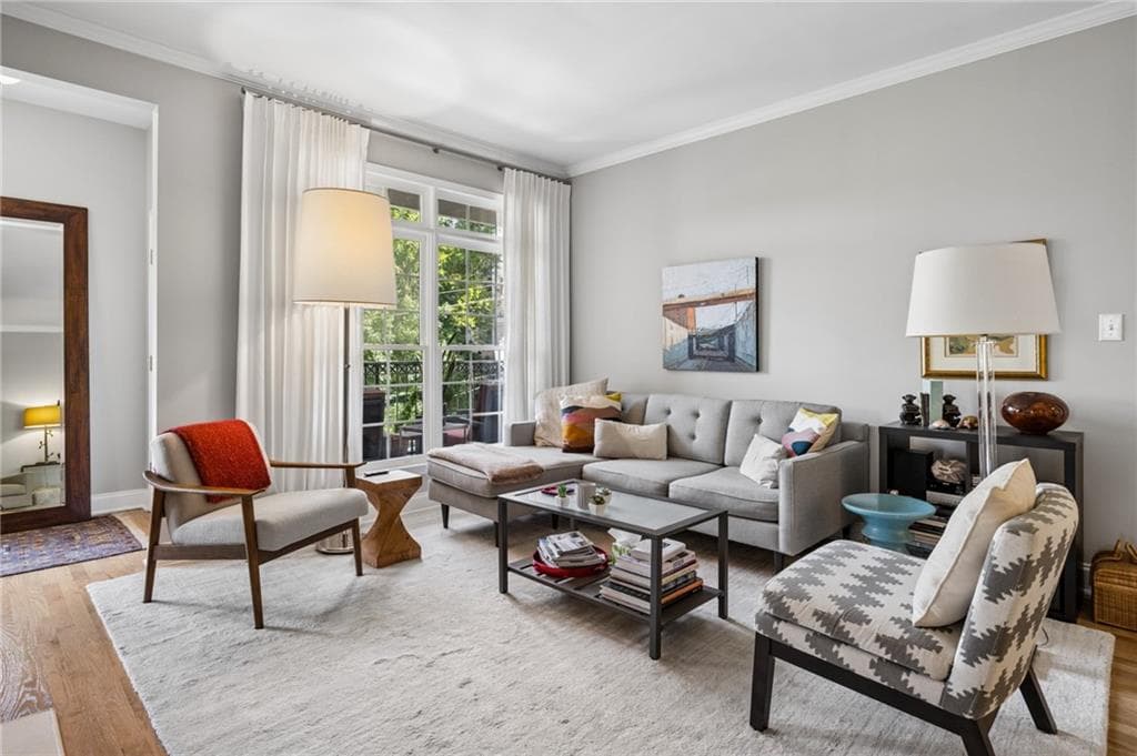2 bedroom, 2 bathroom, 1,350 sq ft condominium for sale at 50 Biscayne Drive 4106, Atlanta, GA 30309 — photo 2