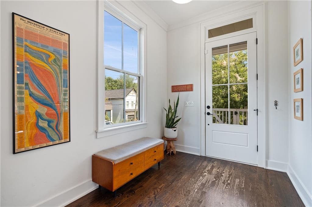 4 bedroom, 4 bathroom, 2,800 sq ft single family residence under contract at 62 Montgomery Street, Atlanta, GA 30307 — photo 4