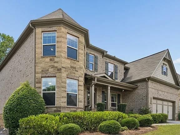 6 bedroom, 5 bathroom, 5,142 sq ft single family residence for sale at 4470 Skylark Lane, Cumming, GA 30041 — photo 3