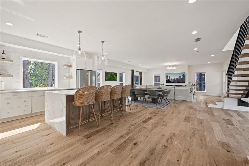 6 bedroom, 5 bathroom, 10,454 sq ft single family residence for sale at 1985 McAfee Road, Decatur, GA 30032 — photo 6