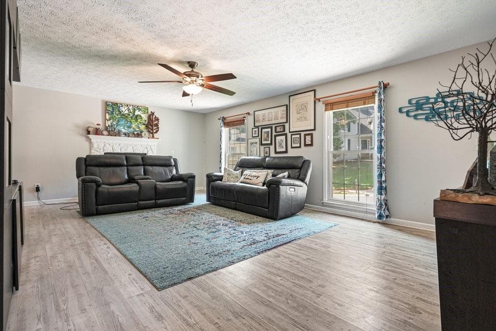 3 bedroom, 3 bathroom, 2,128 sq ft single family residence for sale at 1873 Hamby Place Drive, Acworth, GA 30102 — photo 8