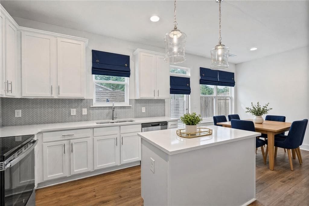 3 bedroom, 3 bathroom, 1,750 sq ft townhouse for rent at 2515 Riverside Road, Conyers, GA 30013 for $2,200 a month