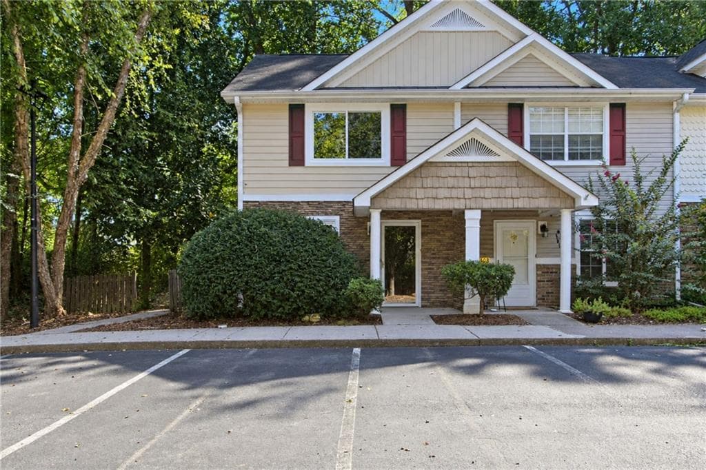 2 bedroom, 2 bathroom, 1,088 sq ft townhouse for sale at 208 Park Street 107, Dallas, GA 30132 — photo 1 of 18