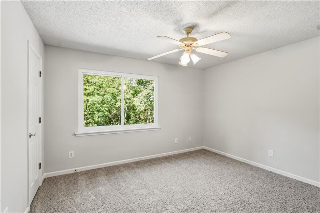 2 bedroom, 2 bathroom, 1,088 sq ft townhouse for sale at 208 Park Street 107, Dallas, GA 30132 — photo 4