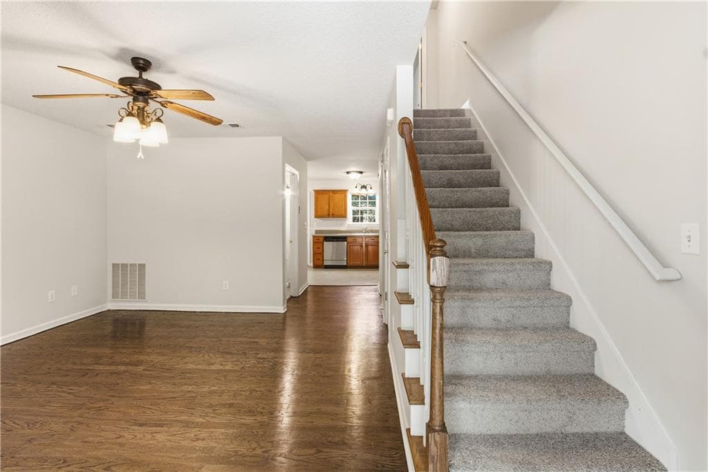2 bedroom, 2 bathroom, 1,088 sq ft townhouse for sale at 208 Park Street 107, Dallas, GA 30132 — photo 8