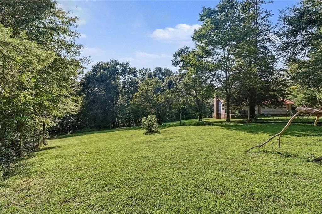 3 bedroom, 2 bathroom, 2,139 sq ft single family residence for sale at 462 Wall Bridge Road, Clarkesville, GA 30523 — photo 6