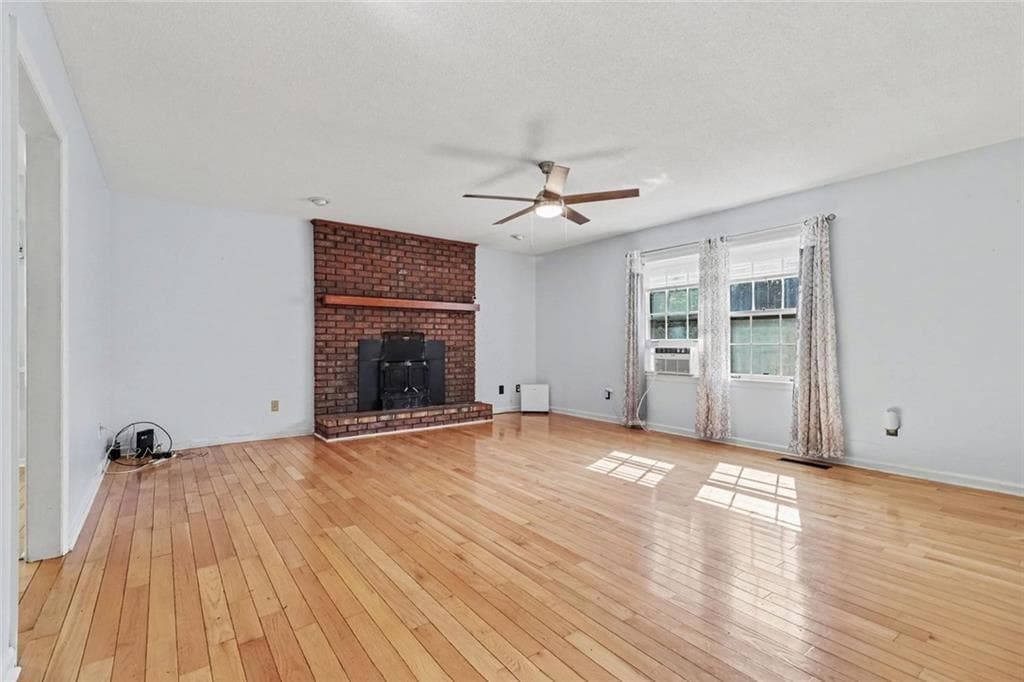 3 bedroom, 2 bathroom, 2,139 sq ft single family residence for sale at 462 Wall Bridge Road, Clarkesville, GA 30523 — photo 9