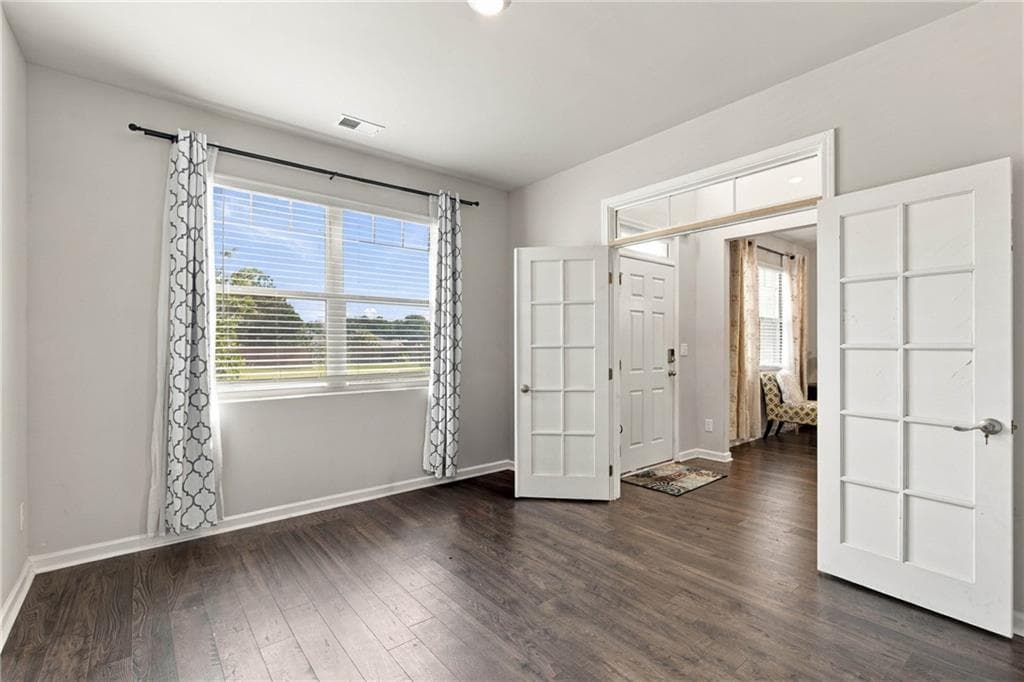 5 bedroom, 4 bathroom, 3,157 sq ft single family residence for sale at 3503 Stonebranch Lane, Loganville, GA 30052 — photo 5