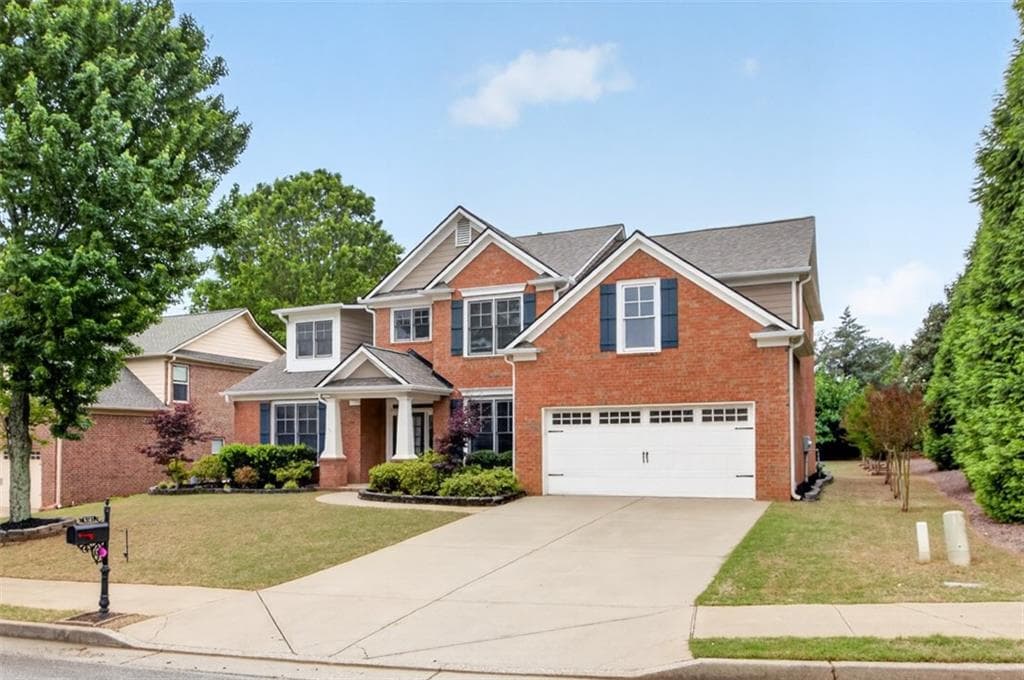 4 bedroom, 3 bathroom, 2,511 sq ft single family residence for sale at 6121 Stillwater Trail, Flowery Branch, GA 30542 — photo 3