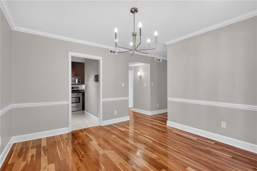 3 bedroom, 3 bathroom, 2,164 sq ft condominium for sale at 4620 Wieuca Road 41, Atlanta, GA 30342 — photo 7