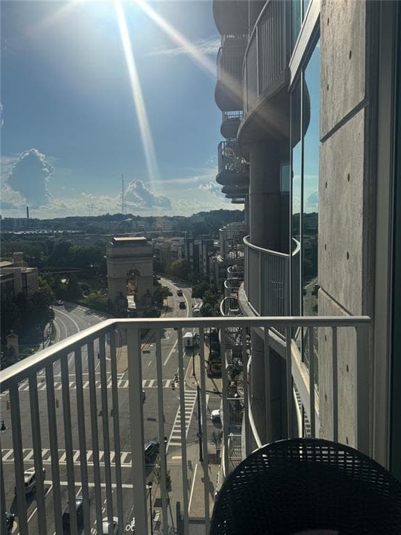 1 bedroom, 1 bathroom, 722 sq ft condominium for rent at 361 17th Street 909, Atlanta, GA 30363 for $2,800 a month — photo 5