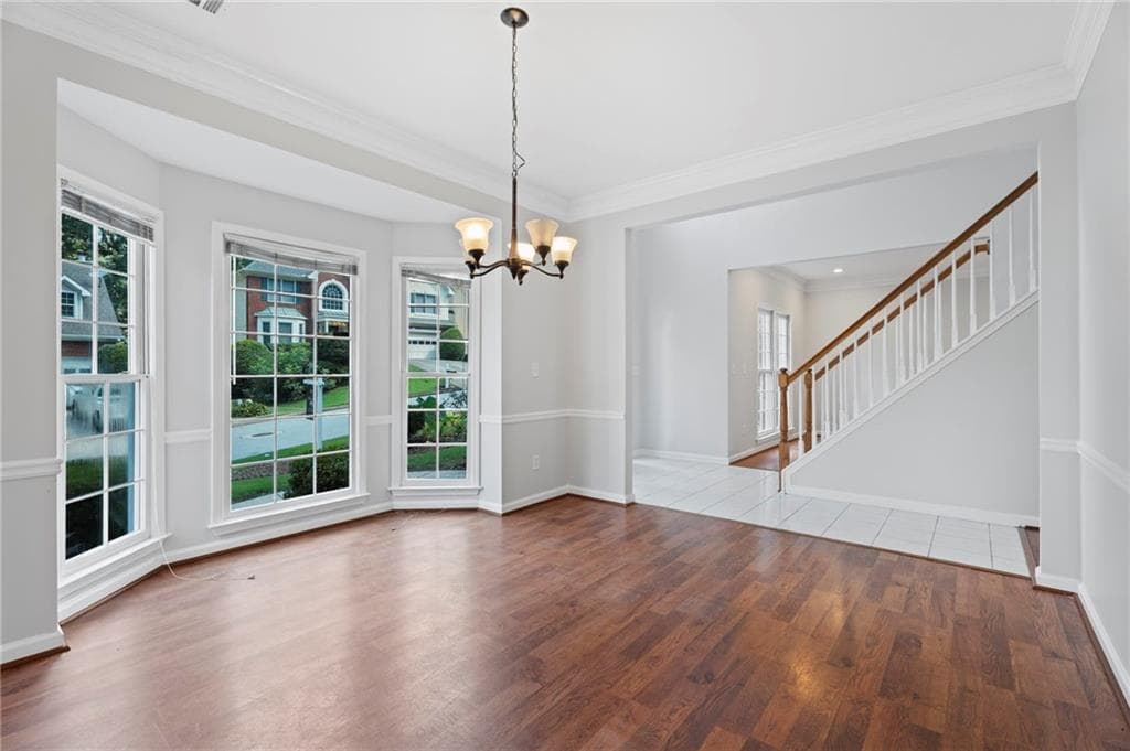 4 bedroom, 3 bathroom, 2,650 sq ft single family residence under contract at 1010 Burycove Lane, Lawrenceville, GA 30043 — photo 6