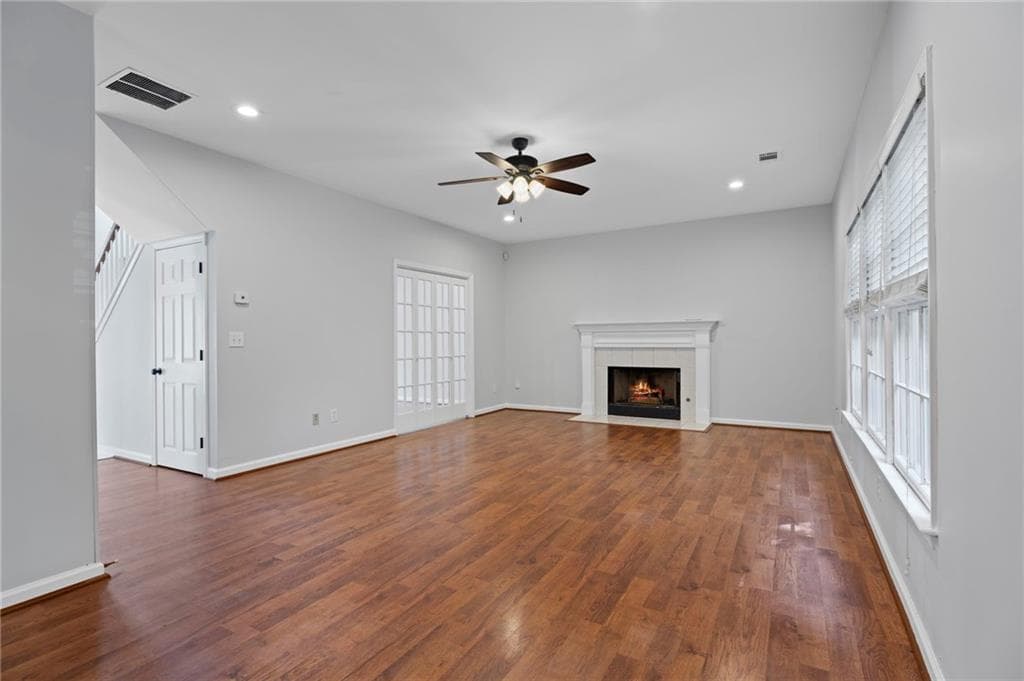 4 bedroom, 3 bathroom, 2,650 sq ft single family residence under contract at 1010 Burycove Lane, Lawrenceville, GA 30043 — photo 10