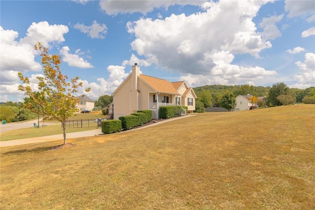 3 bedroom, 2 bathroom, 1,859 sq ft single family residence under contract at 2 Court Crossing, Adairsville, GA 30103 — photo 2