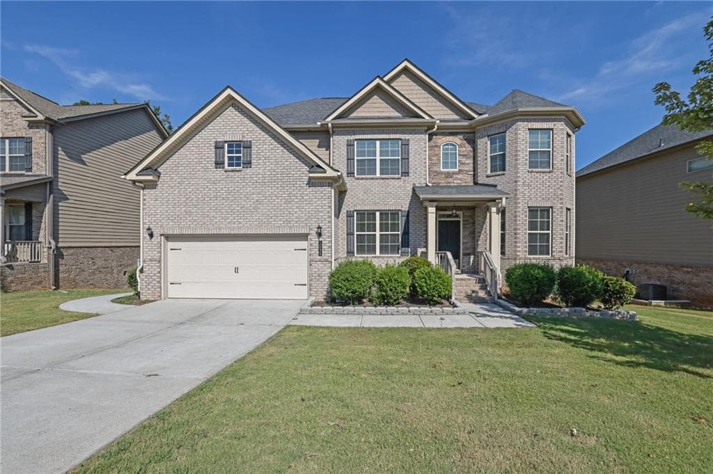 6 bedroom, 5 bathroom, 5,073 sq ft single family residence for sale at 1530 Dahlia Drive, Cumming, GA 30040 — photo 4