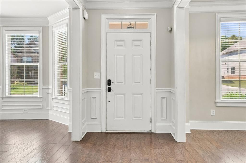 6 bedroom, 5 bathroom, 5,073 sq ft single family residence for sale at 1530 Dahlia Drive, Cumming, GA 30040 — photo 7