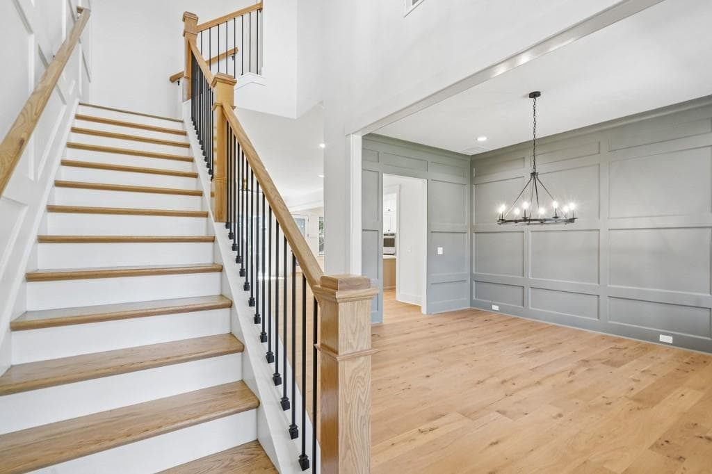 5 bedroom, 5 bathroom, 3,712 sq ft single family residence for sale at 2390 Glade Overlook, Cumming, GA 30041 — photo 5