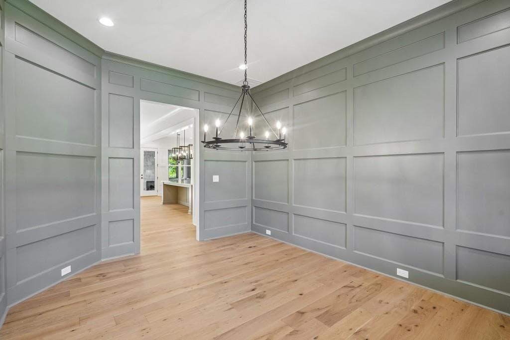 5 bedroom, 5 bathroom, 3,712 sq ft single family residence for sale at 2390 Glade Overlook, Cumming, GA 30041 — photo 7