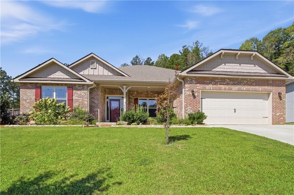 3 bedroom, 3 bathroom, 2,568 sq ft single family residence for sale at 403 Bramlett Ridge Drive, Dallas, GA 30157