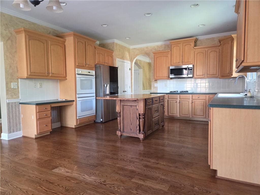 4 bedroom, 3 bathroom, 3,806 sq ft single family residence for rent at 2565 Harman Park Court, Duluth, GA 30097 for $3,400 a month — photo 6