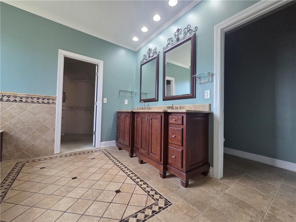 4 bedroom, 3 bathroom, 3,806 sq ft single family residence for rent at 2565 Harman Park Court, Duluth, GA 30097 for $3,400 a month — photo 10