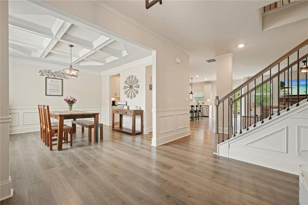 4 bedroom, 3 bathroom, 3,124 sq ft single family residence for sale at 6915 Rambling Vale, Cumming, GA 30028 — photo 9
