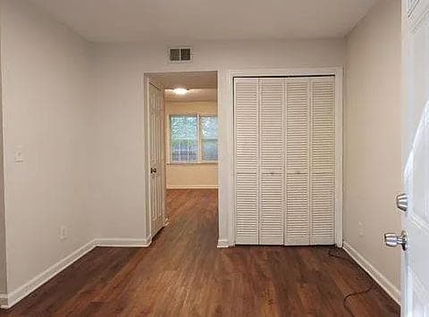2 bedroom, 3 bathroom, 4,400 sq ft duplex for rent at 5504 Estates Court, Norcross, GA 30093 for $1,399 a month — photo 5