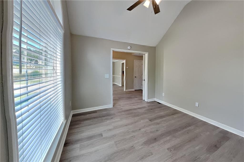 4 bedroom, 4 bathroom, 2,558 sq ft single family residence for rent at 715 Welford Road, Suwanee, GA 30024 for $2,800 a month — photo 8